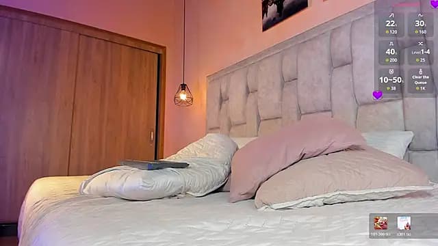 Luna_honey9 live cam