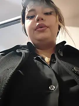 BelleVivianne live cam