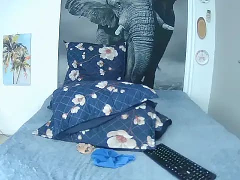 DivineShady live cam