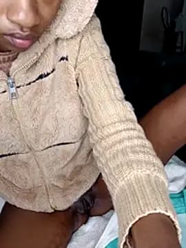 Slimthickbooty live cam