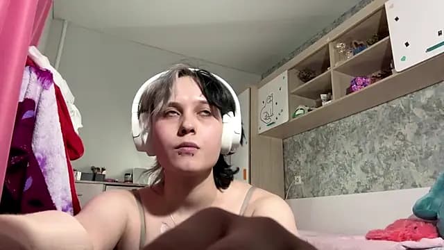 CuteLilit live cam