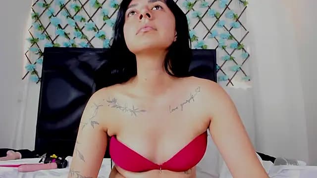 EmmaWilliamss live cam