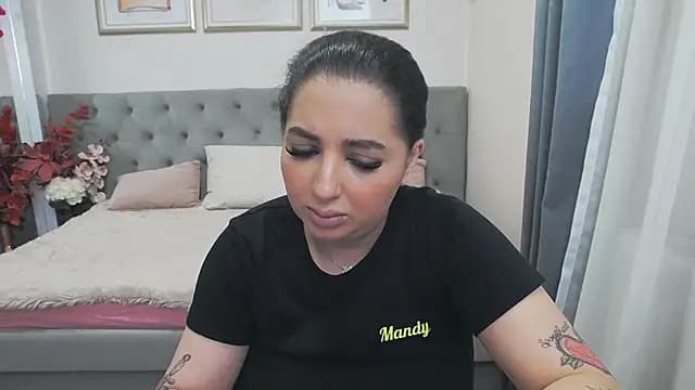 BustyAllyy live cam
