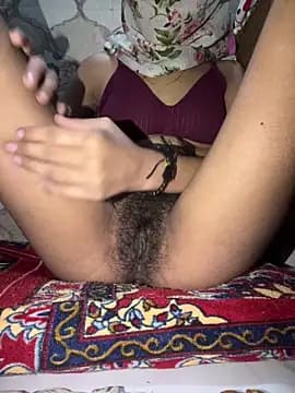 desi_maira live cam