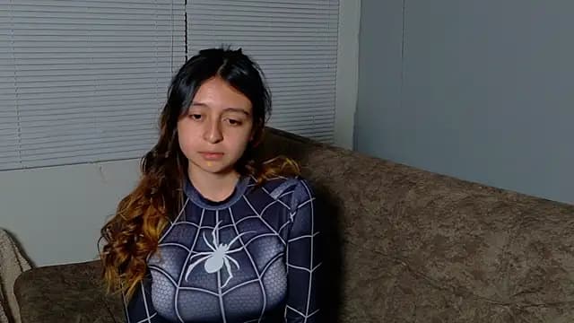 Lala_fluffy live cam
