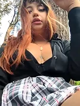 BelleVivianne live cam