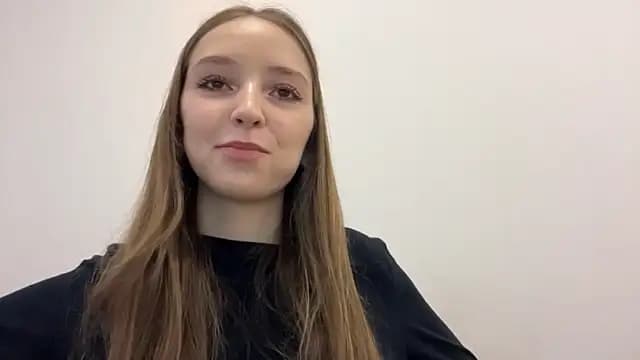 QueenBalensiefen live cam