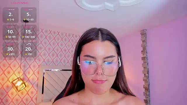 CLARA_WARD1 live cam