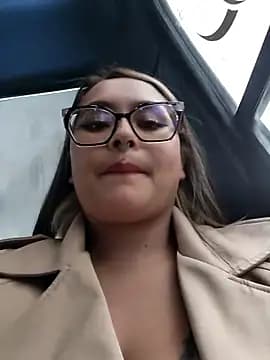 Kendall_37 live cam