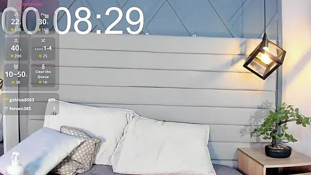 Sweetlittle_luna live cam