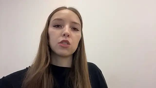QueenBalensiefen live cam on Stripchat