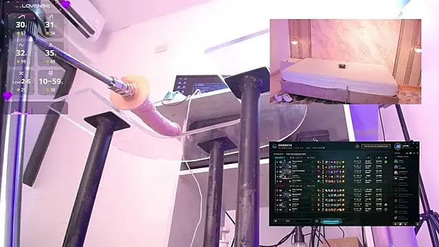 LadyReload live cam