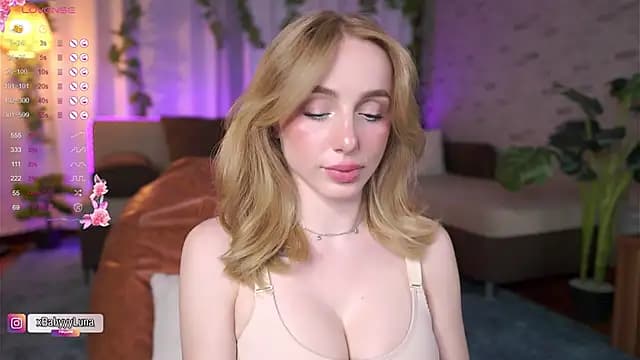 BabyyyLunaX live cam