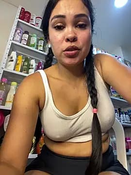 FOX_LATINA live cam