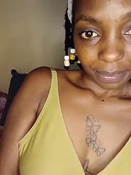 Petite_Ciri live cam