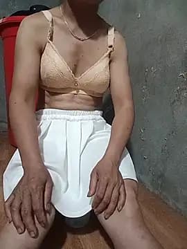 tomtit123 live cam