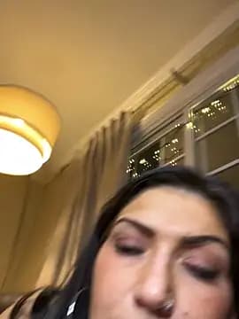 LittleMissEeve live cam
