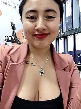 _Sarah-Office1 live cam