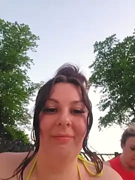 BaddieBellaUK live cam