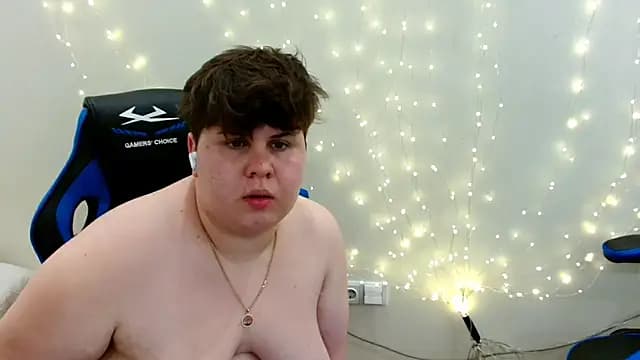 BeckyAndHellen live cam