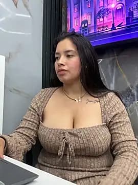 Miss_Bella_Flame live cam