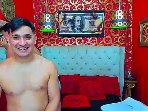 COUPLEFRIENDBAREBACK live cam
