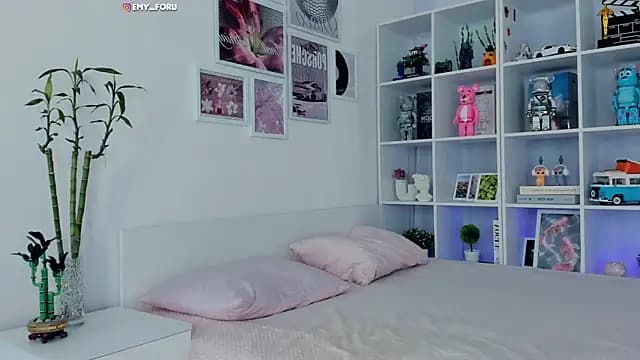 Emilyrighter1 live cam