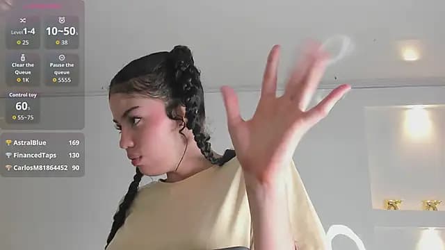 chloe_cortez live cam