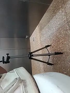 Lilith0423 live cam