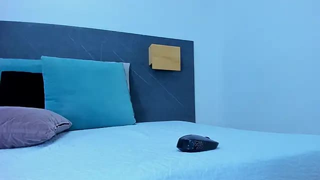 iamdoll live cam