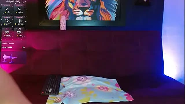Victoria_1126 live cam
