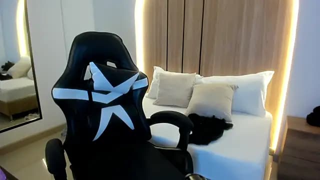 asia_chips live cam