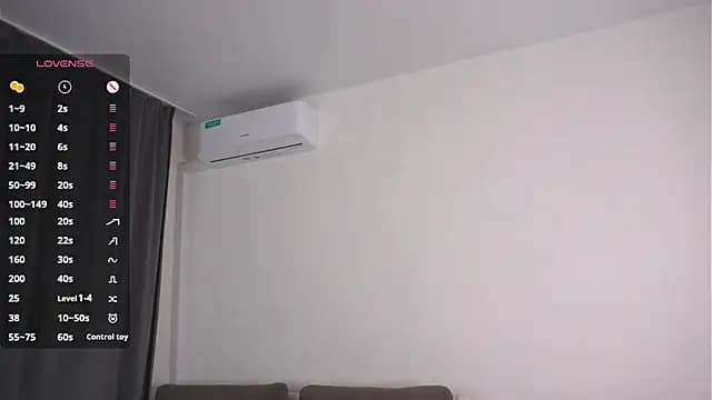 DelcieDegeorge live cam