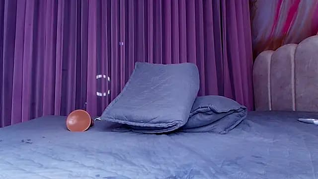 mia_stanfort live cam