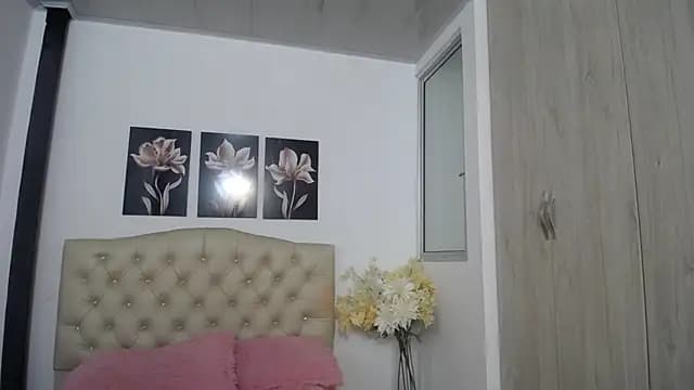 pinky_f00x live cam