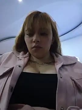 Isabella__Risky live cam