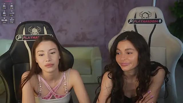 Selena_Glow live cam