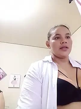 dannamomcerratt live cam