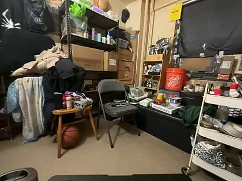 Snowbunnycake_131 live cam