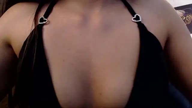 aleesha_cameron02 live cam