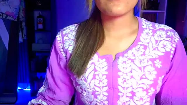 _Maanvi_ live cam