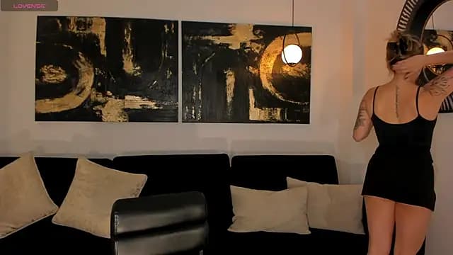 EveBensonX live cam