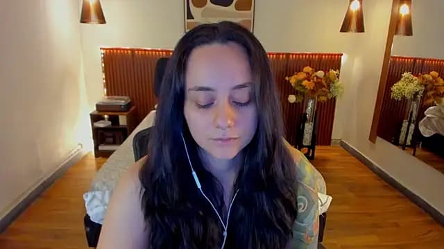 KatherineBond live cam on Stripchat