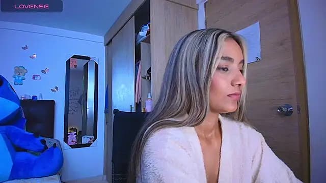 megan_collins96 live cam
