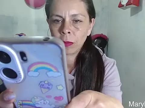 Marilyn_xxxx live cam on Stripchat