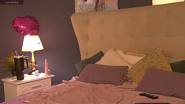 SeniGrandee live cam