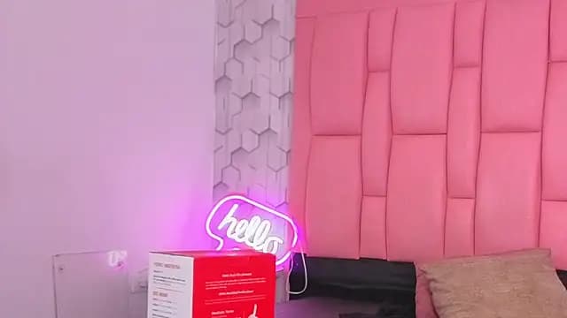 ashlleyray live cam