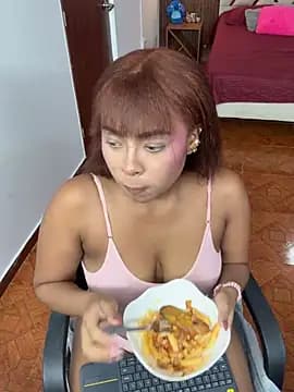 Kloe_rousse01 live cam