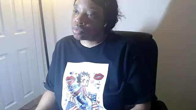 Sexymona1218 live cam on Stripchat