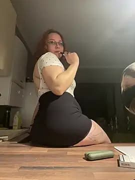 MilleyScott live cam